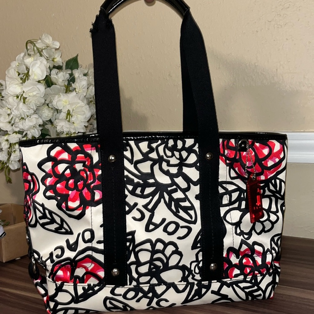 Coach Poppy Kyra Daisy medium tote bag C 1194-F16583 - Picture 2 of 16